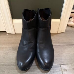 Dr. Scholl's Women's Lasso western bootie